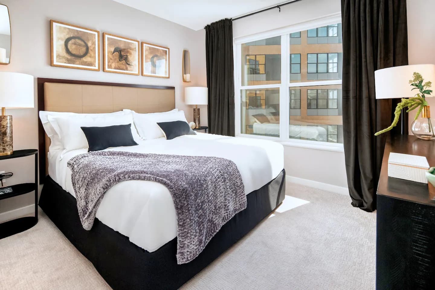 New Haven Pierpont 1BR / 1BA + Den photo 1