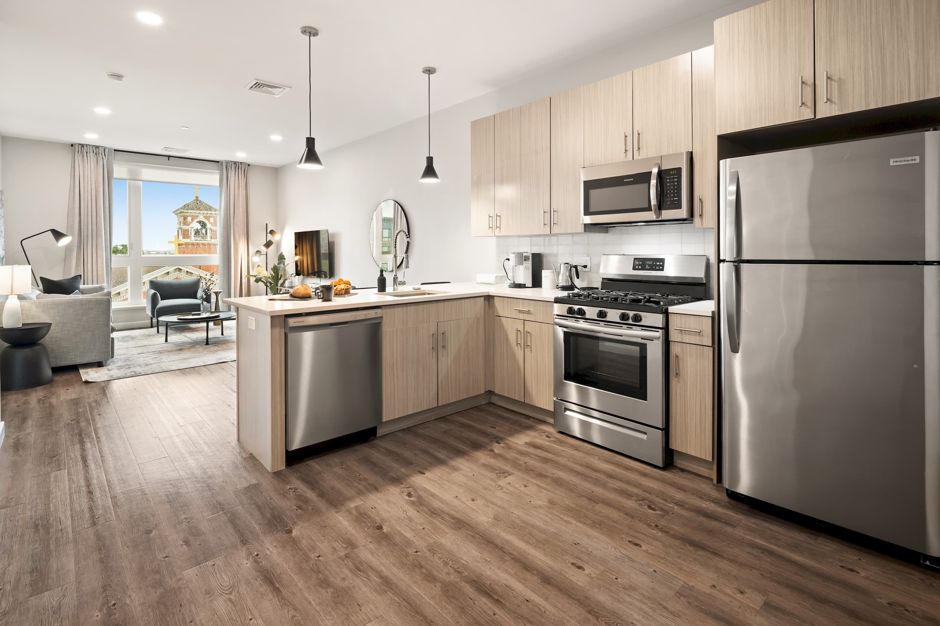 New Haven City Crossing 2BR / 2BA photo 4