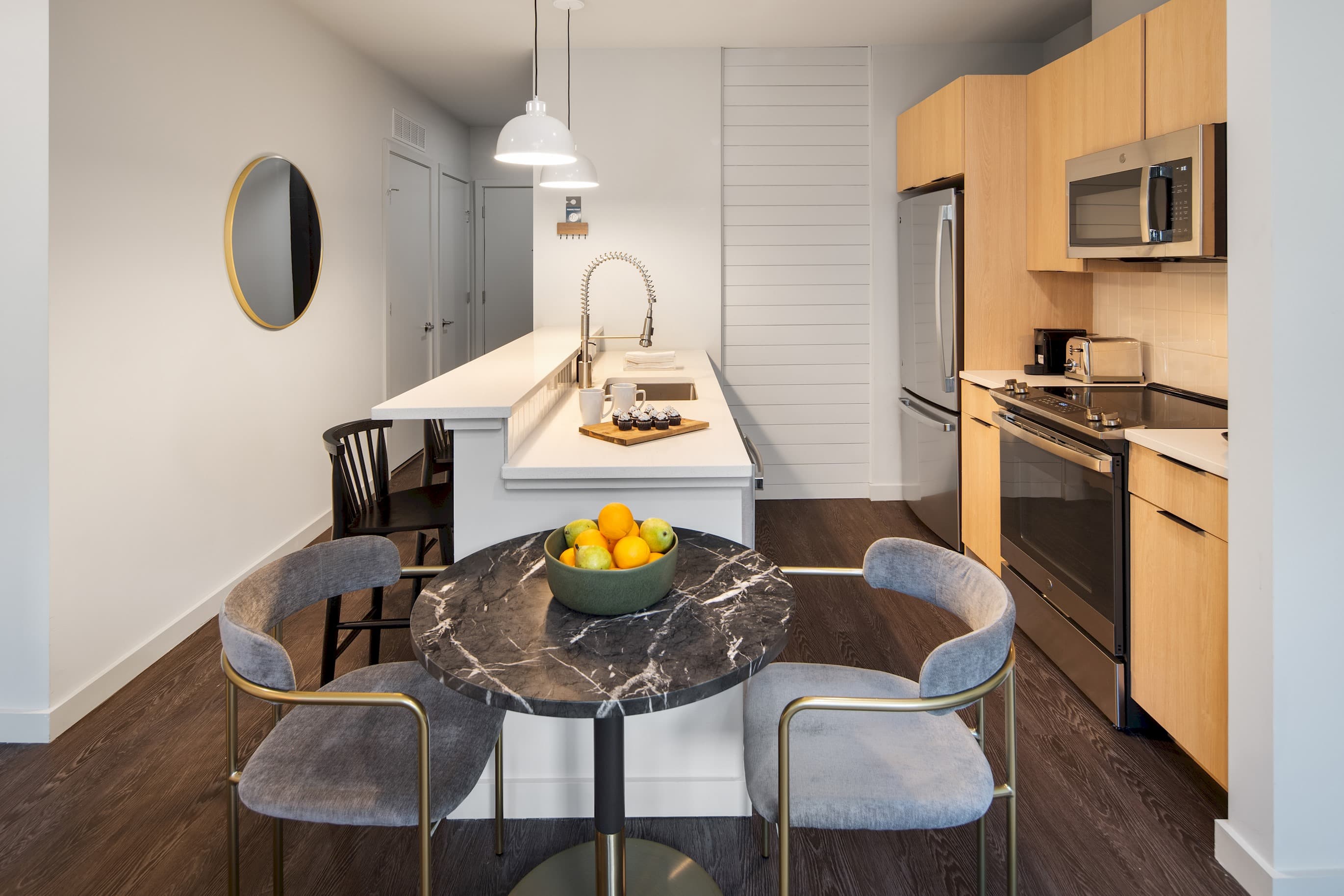 Stamford The Asher 1BR / 1BA + Den photo 5