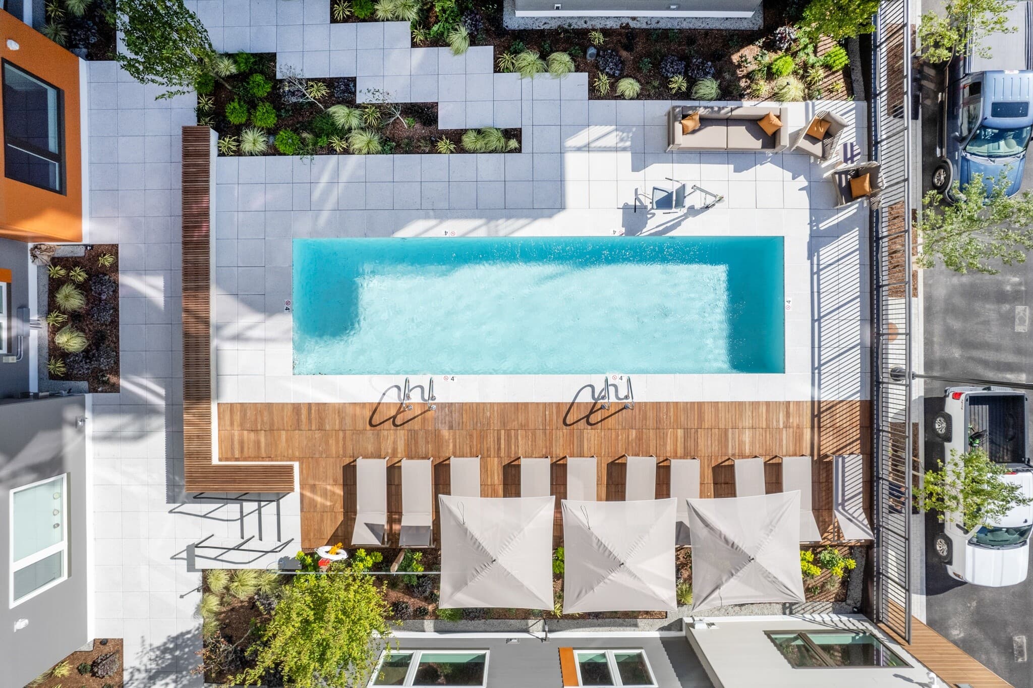 Luxurious 2BR - 2BA Apartments at Arris photo 1