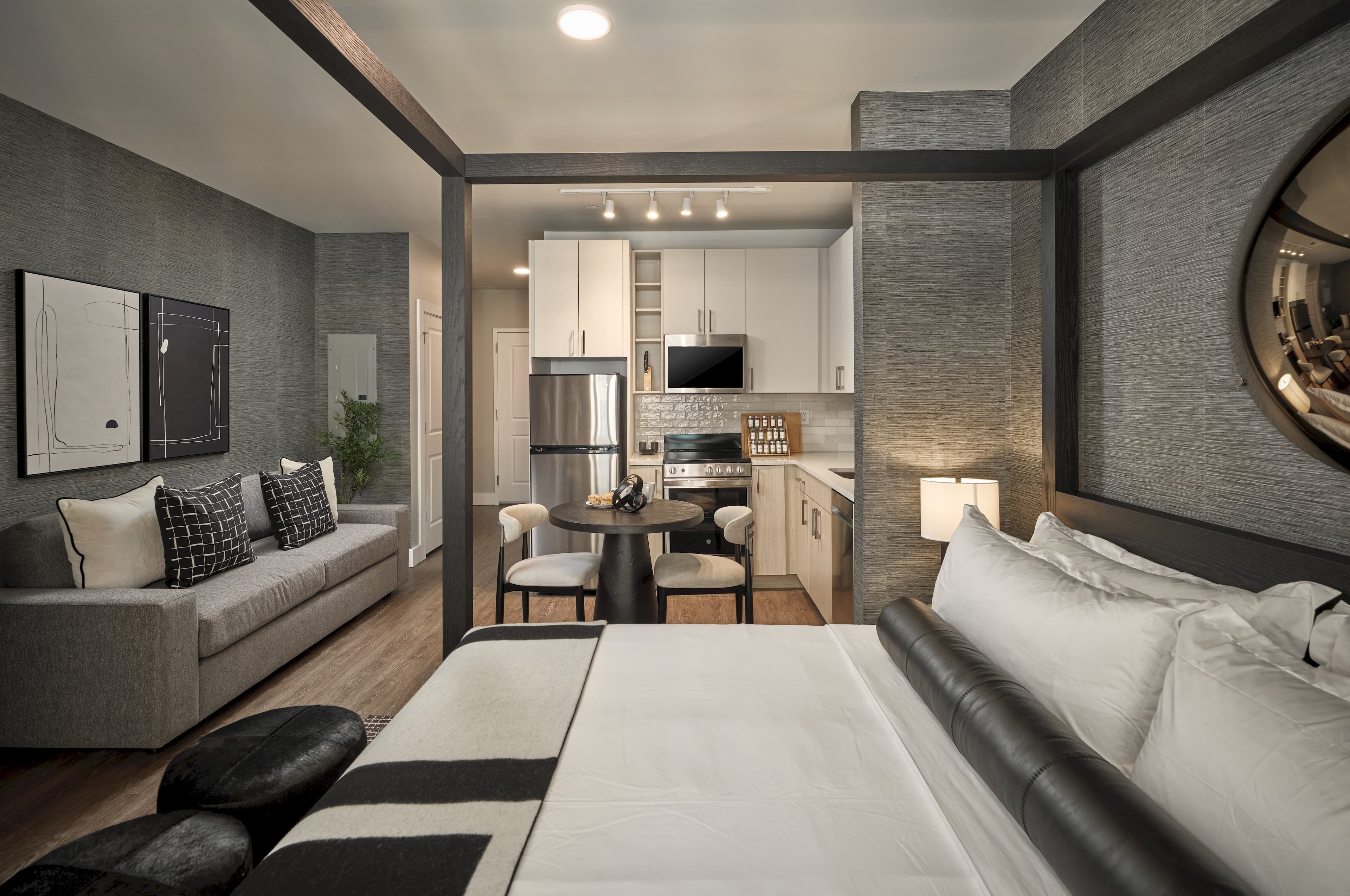 Designer Luxury in Center City photo 2