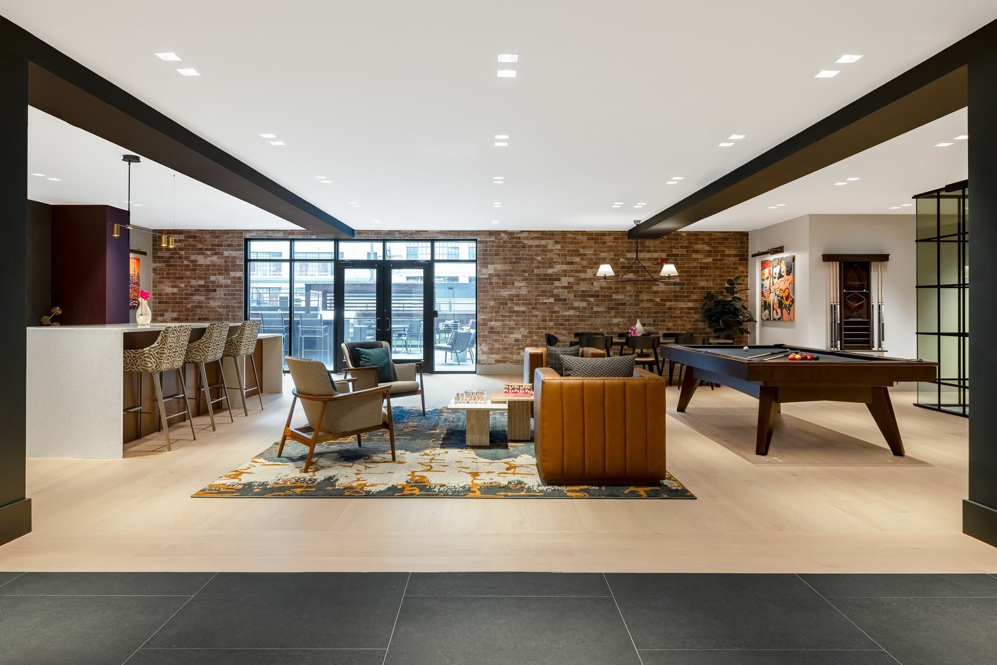 Designer Luxury in Center City photo 5