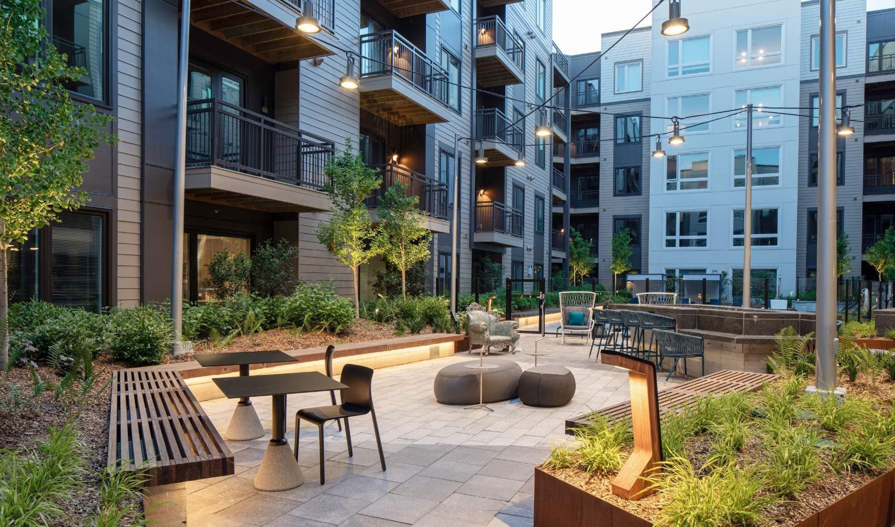 Luxurious 2BR Apartments at The Andi photo 4