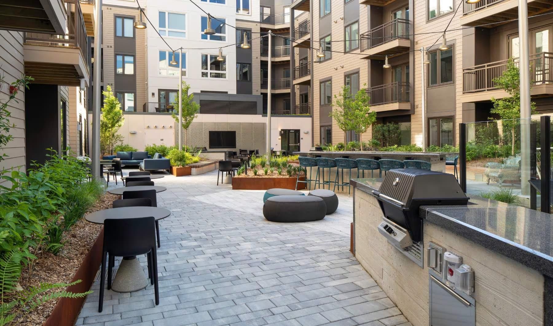 Luxurious 2BR Apartments at The Andi photo 5