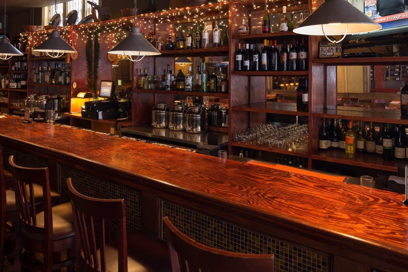 Discover the best bars in Bethlehem: exploring the best places in the city to drink and have fun. from Hyatus