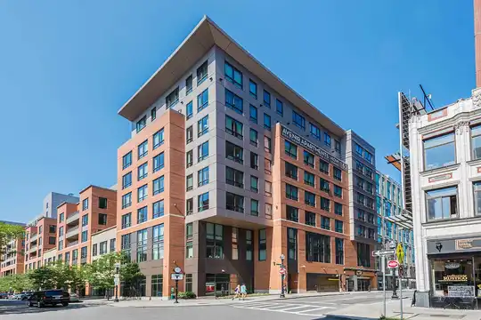 The Benefits of Corporate Housing in Boston for Extended Business Trips from Hyatus
